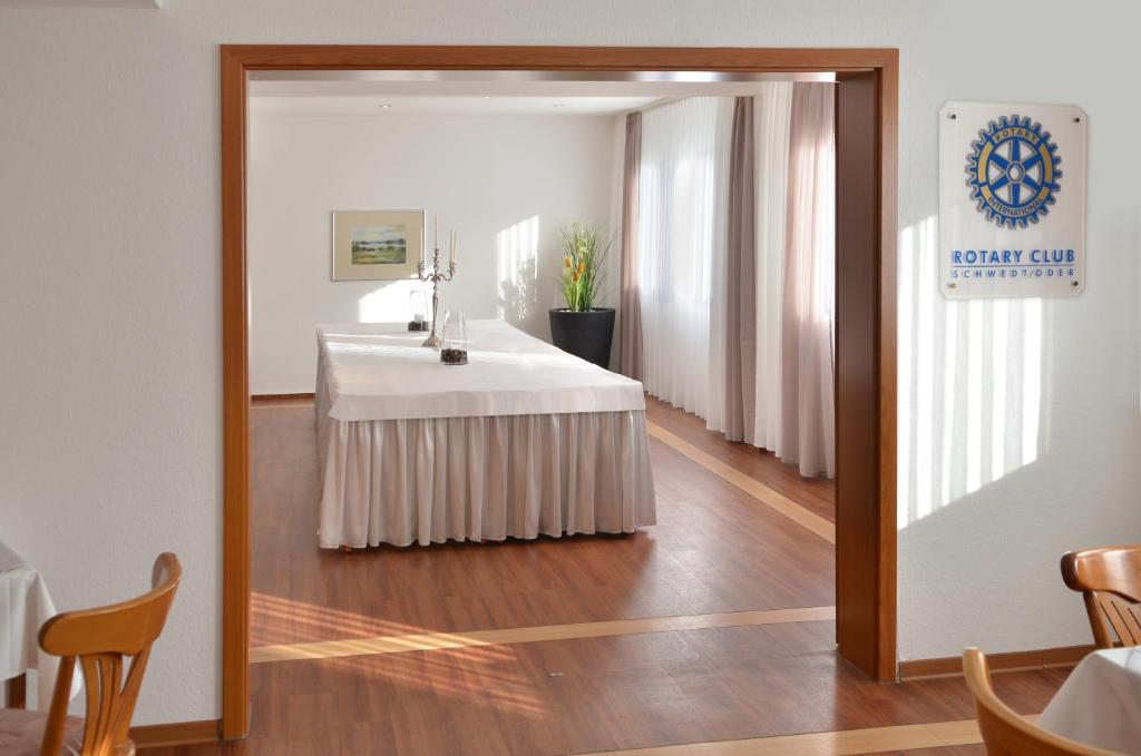 שוודט Centra Hotel מראה חיצוני תמונה